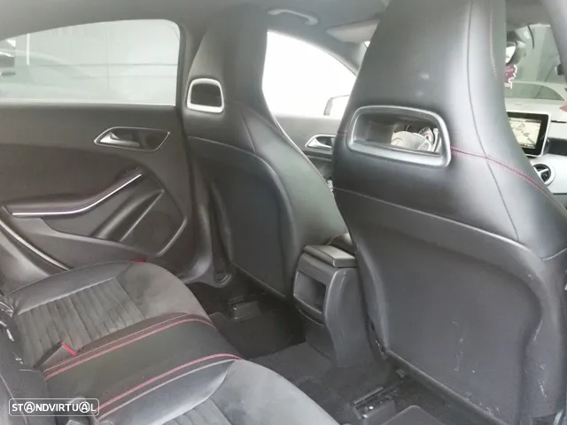 Mercedes-Benz CLA 200 (CDI) d AMG Line - 11