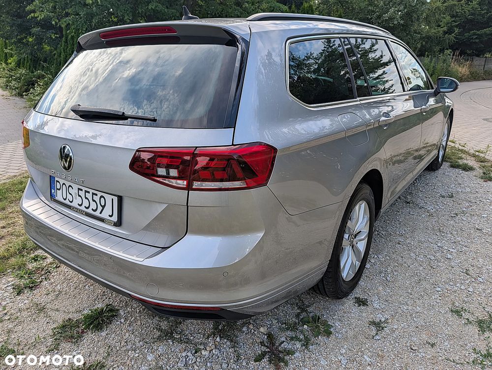 Volkswagen Passat 2.0 TDI SCR DSG - 8