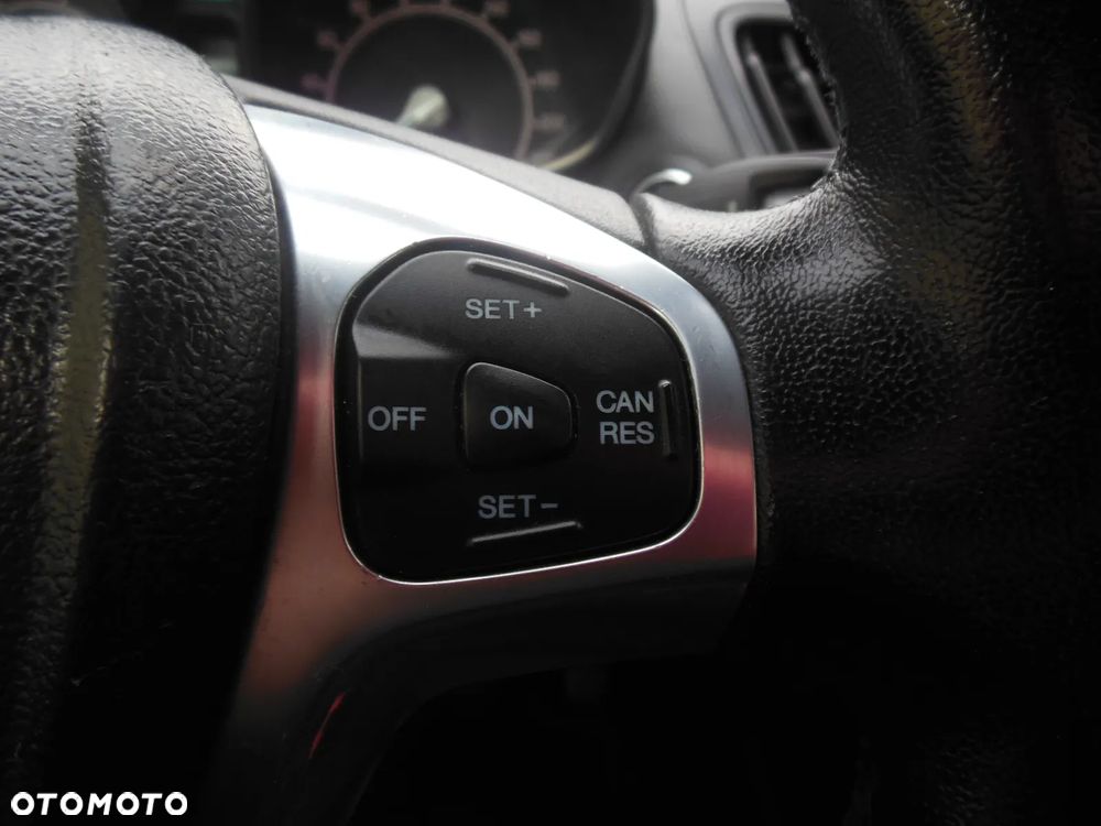 Ford B-MAX 1.0 EcoBoost Titanium - 21