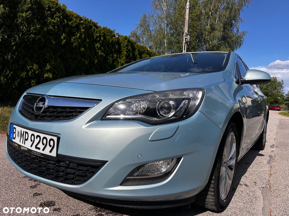 Opel Astra 1.4 Turbo Color Edition - 10