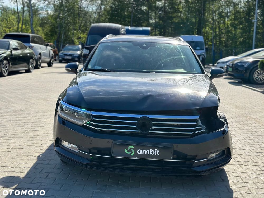 Volkswagen Passat - 2