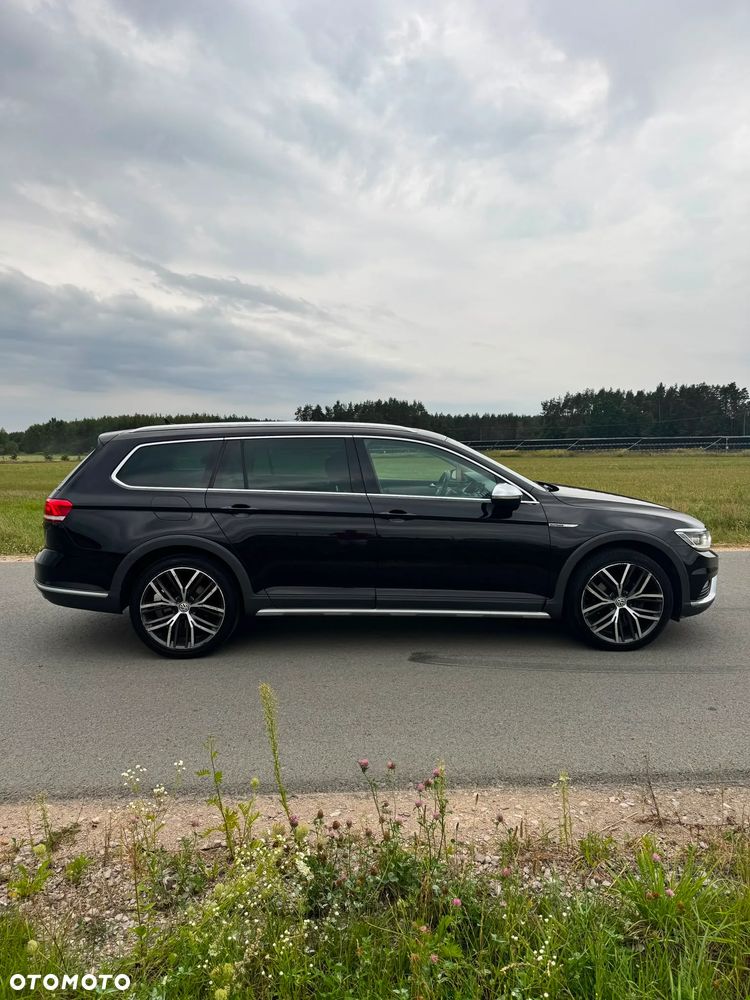 Volkswagen Passat Alltrack - 8