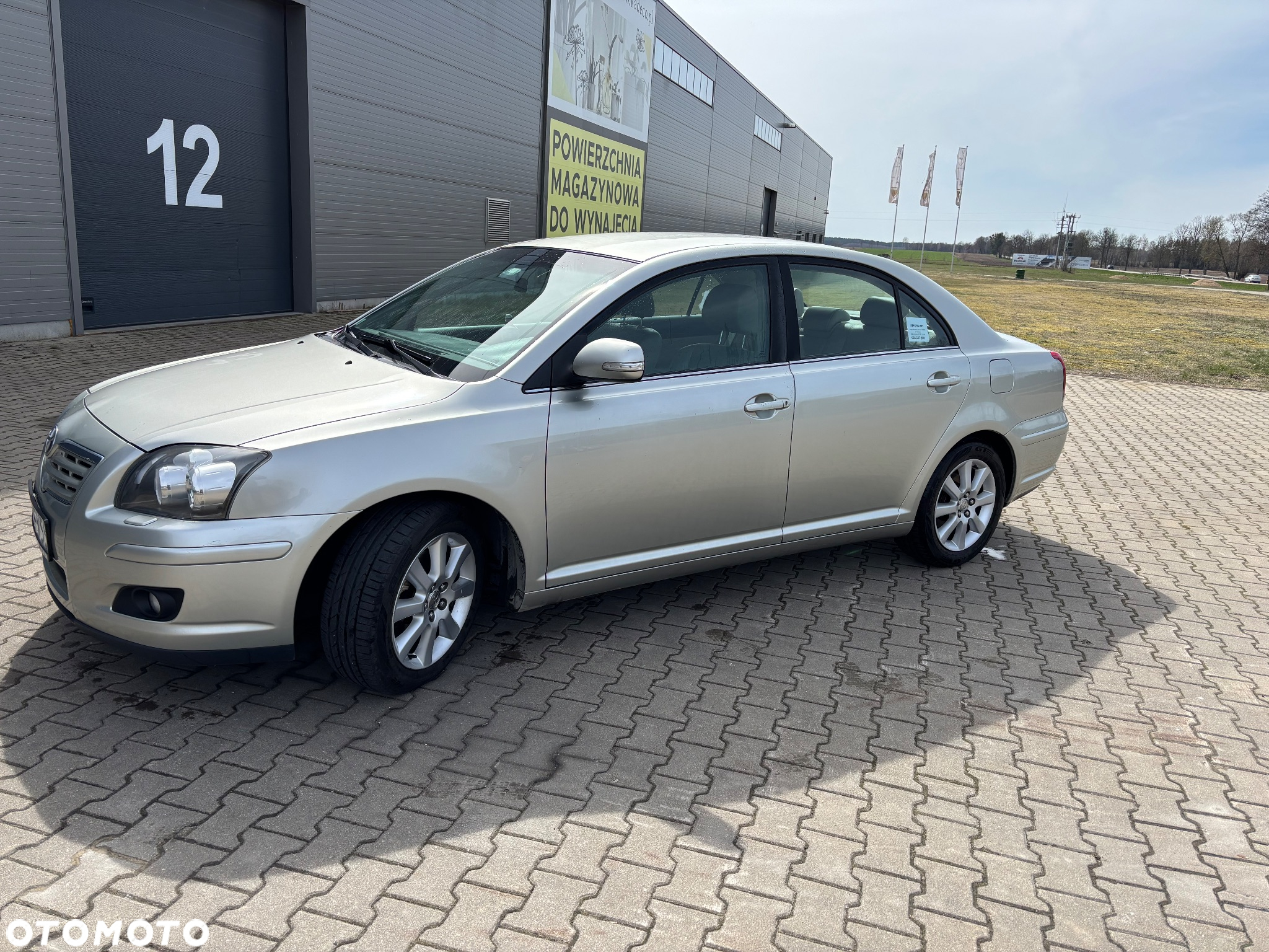 Toyota Avensis 2.0 D-4D Sol plus - 2