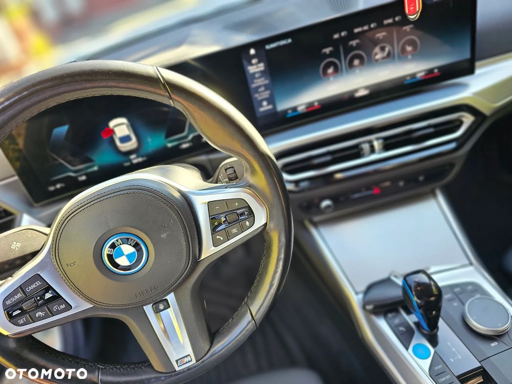 BMW i4 70.3kWh eDrive 35 - 7