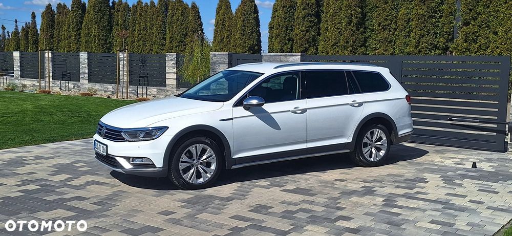 Volkswagen Passat 2.0 TDI SCR DSG 4Motion Elegance - 5