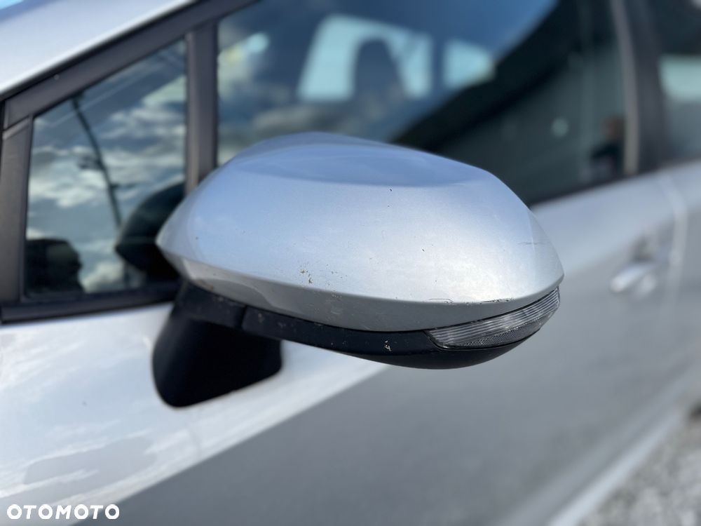 Toyota Corolla 2.0 Hybrid Comfort - 14