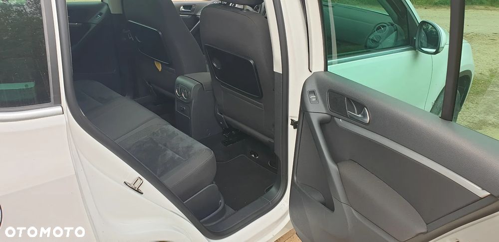 Volkswagen Tiguan 2.0 TSI 4Motion Track & Field - 16