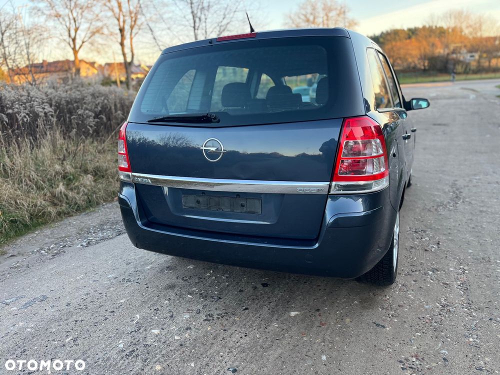 Opel Zafira 1.6 - 14