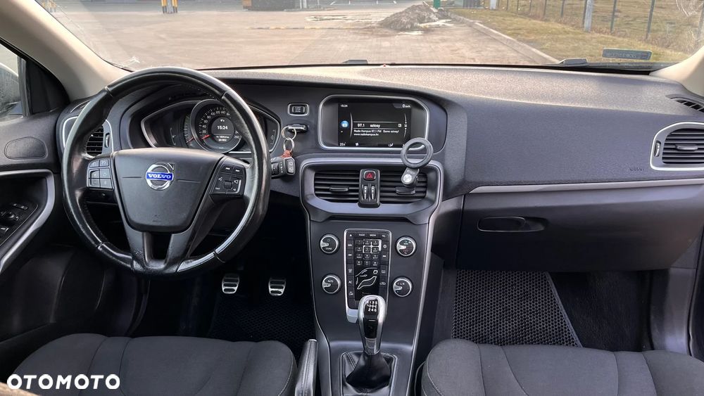 Volvo V40 D2 Base - 5