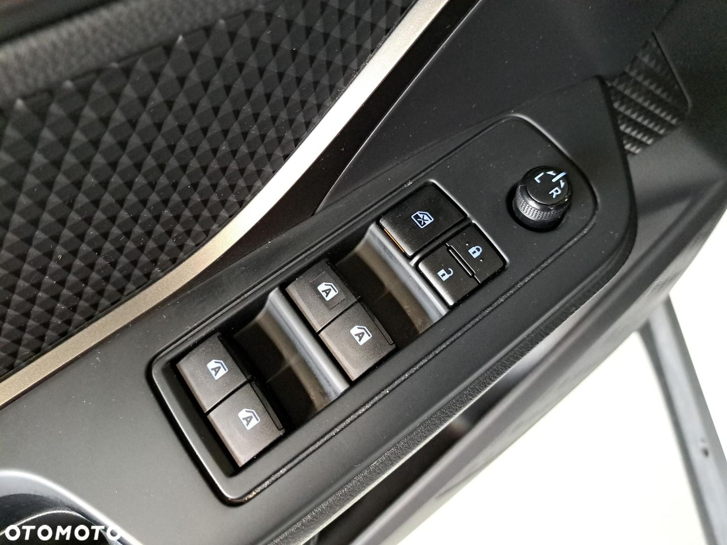 Toyota C-HR 1.8 Hybrid Premium - 35