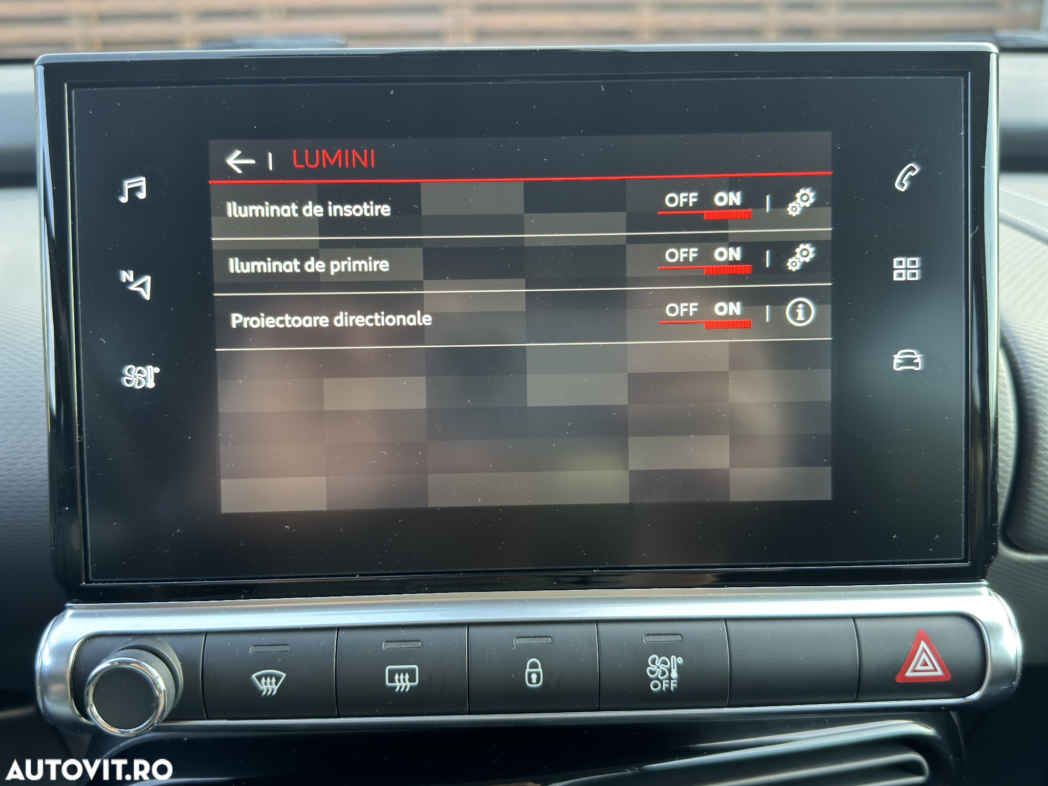 Citroën C4 Cactus BlueHDi 120 Stop&Start EAT6 Shine - 11