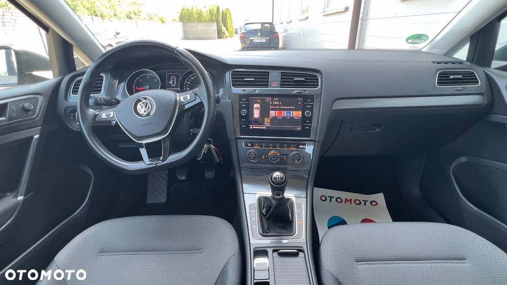 Volkswagen Golf 1.6 TDI (BlueMotion Technology) Comfortline - 25