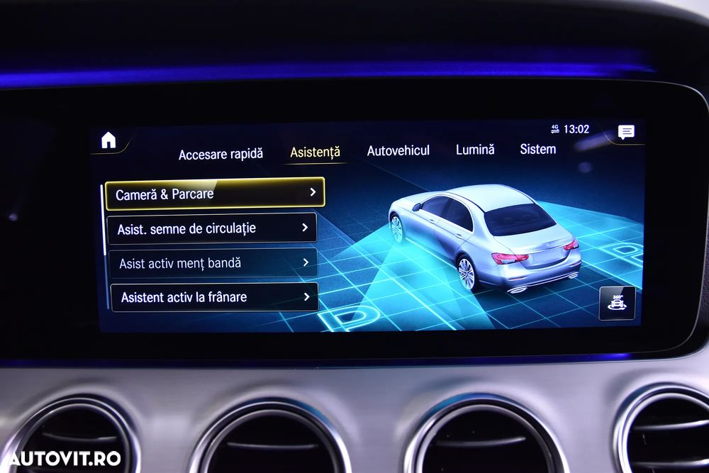 Mercedes-Benz E - 21