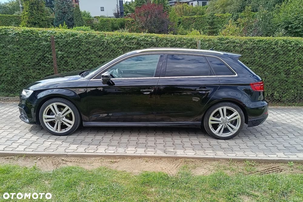Audi A3 Sportback - 2