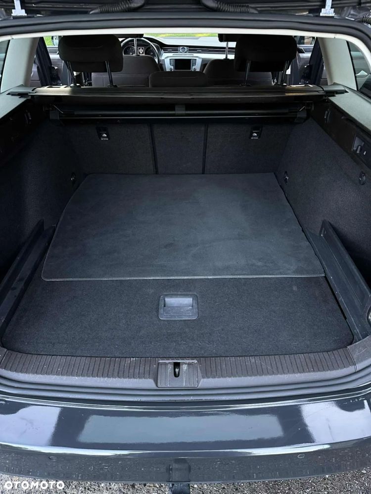 Volkswagen Passat Variant 2.0 TDI BMT 4Mot Highline - 10