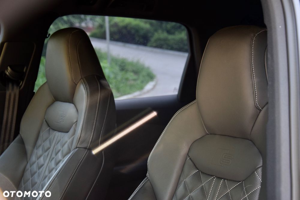 Audi Q7 50 TDI mHEV Quattro Black Edition Tiptr - 18