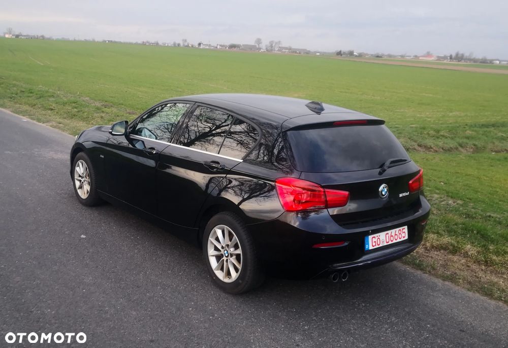 BMW Seria 1 120d Sport-Aut Sport Line - 11