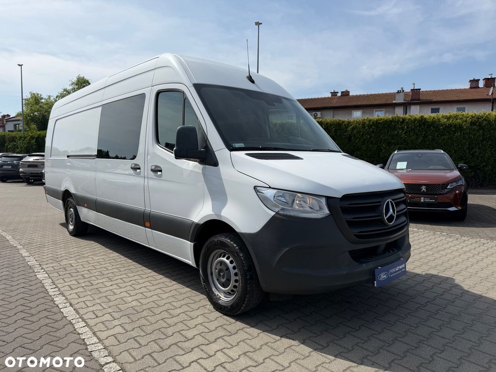 Mercedes-Benz Sprinter - 4