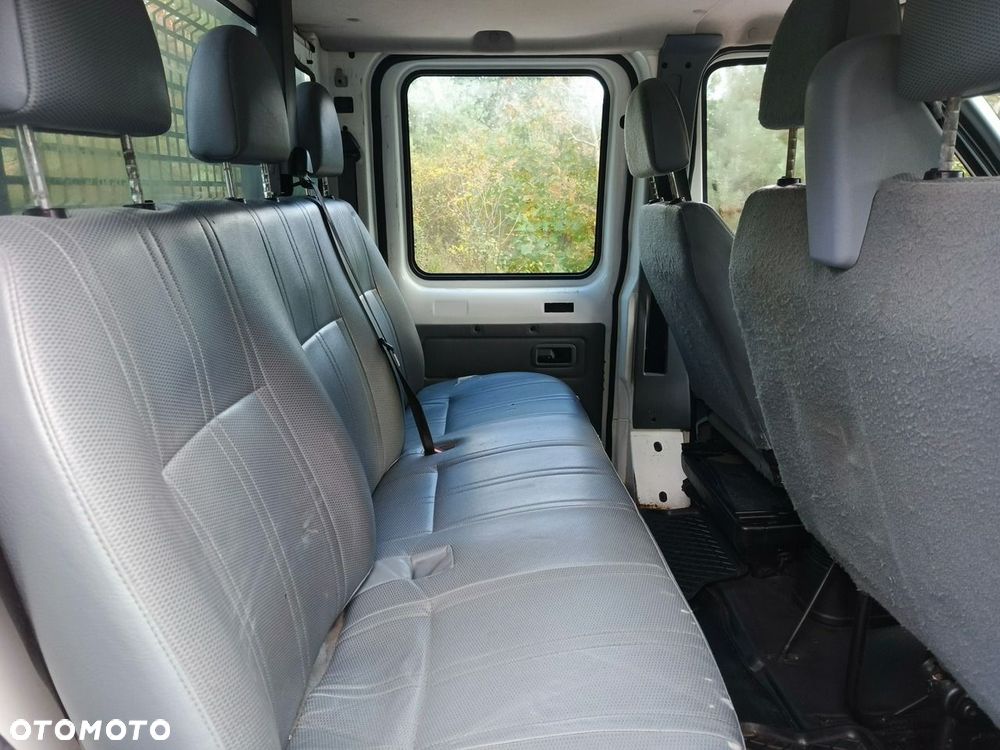 Ford Transit - 28