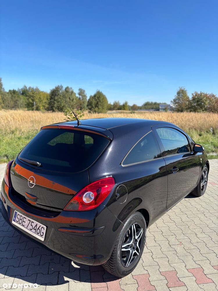 Opel Corsa 1.4 16V Edition 111 Jahre - 4