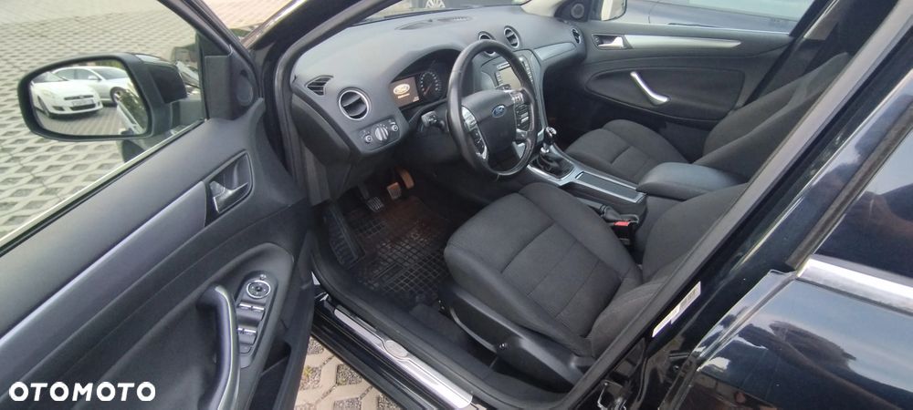 Ford Mondeo 2.2 TDCi Titanium - 15