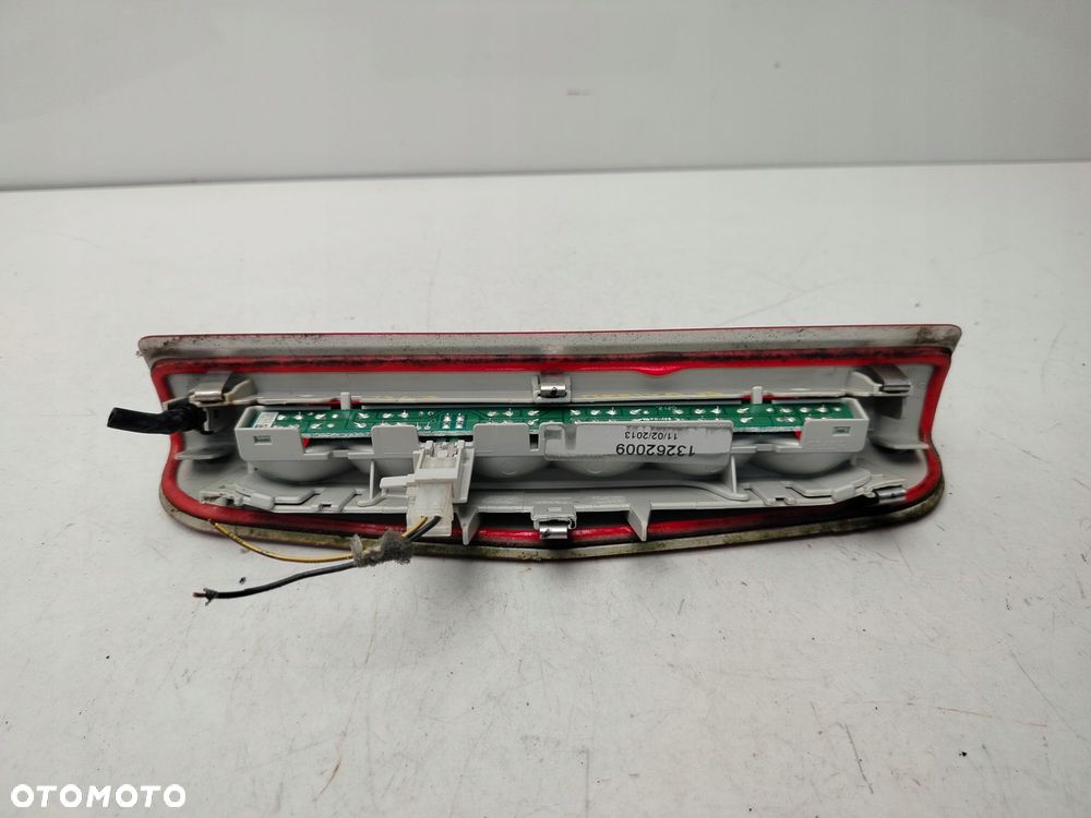 opel meriva b 10r- trzecie światło stop stopu 13262009 - 4