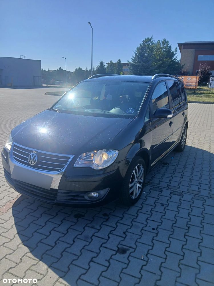 Volkswagen Touran 1.9 TDI Highline - 1