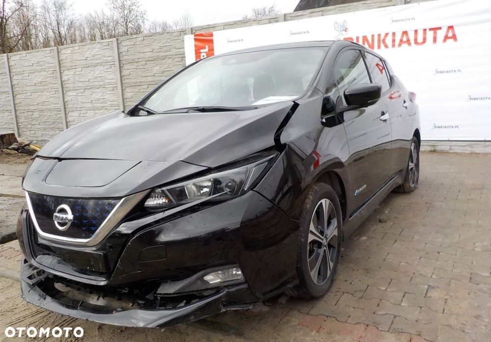 Nissan Leaf 40 kWh N-Connecta - 9