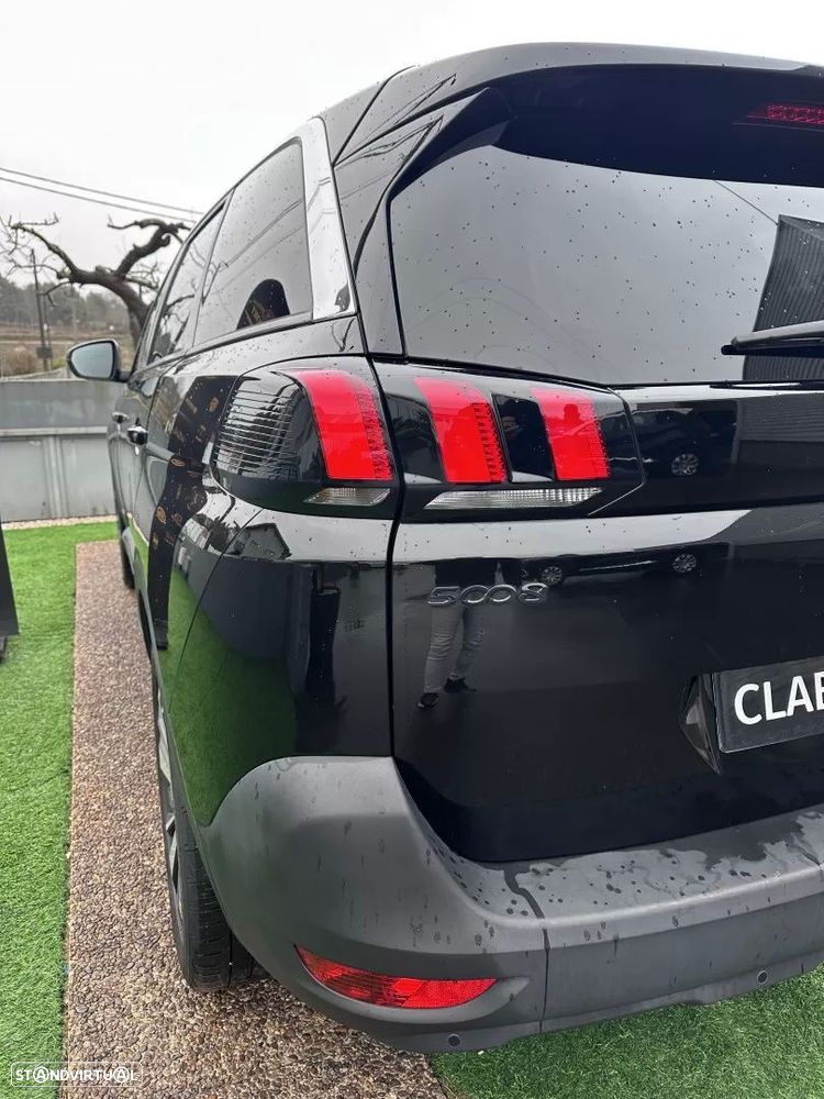 Peugeot 5008 1.2 PureTech Allure Pack - 23