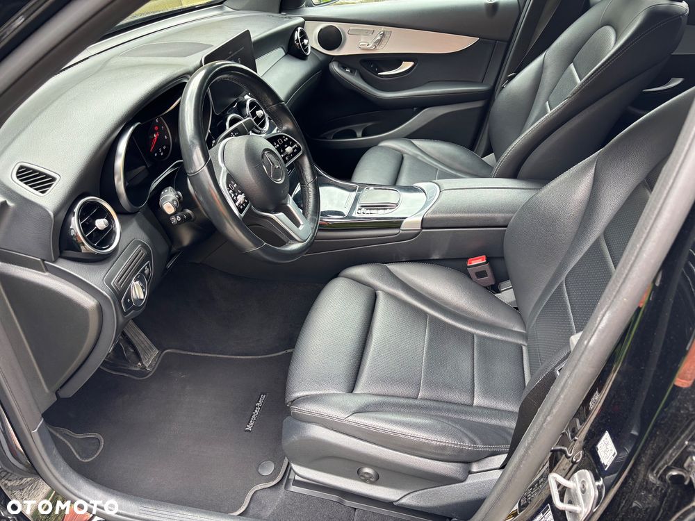 Mercedes-Benz GLC - 22
