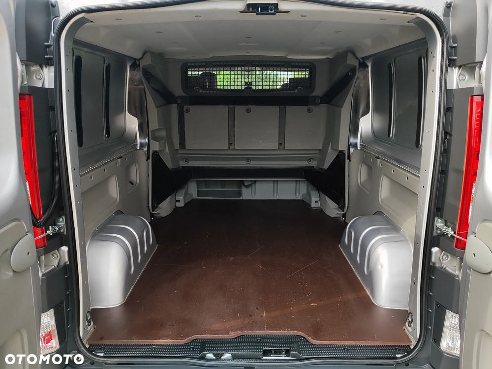 Renault Trafic - 8