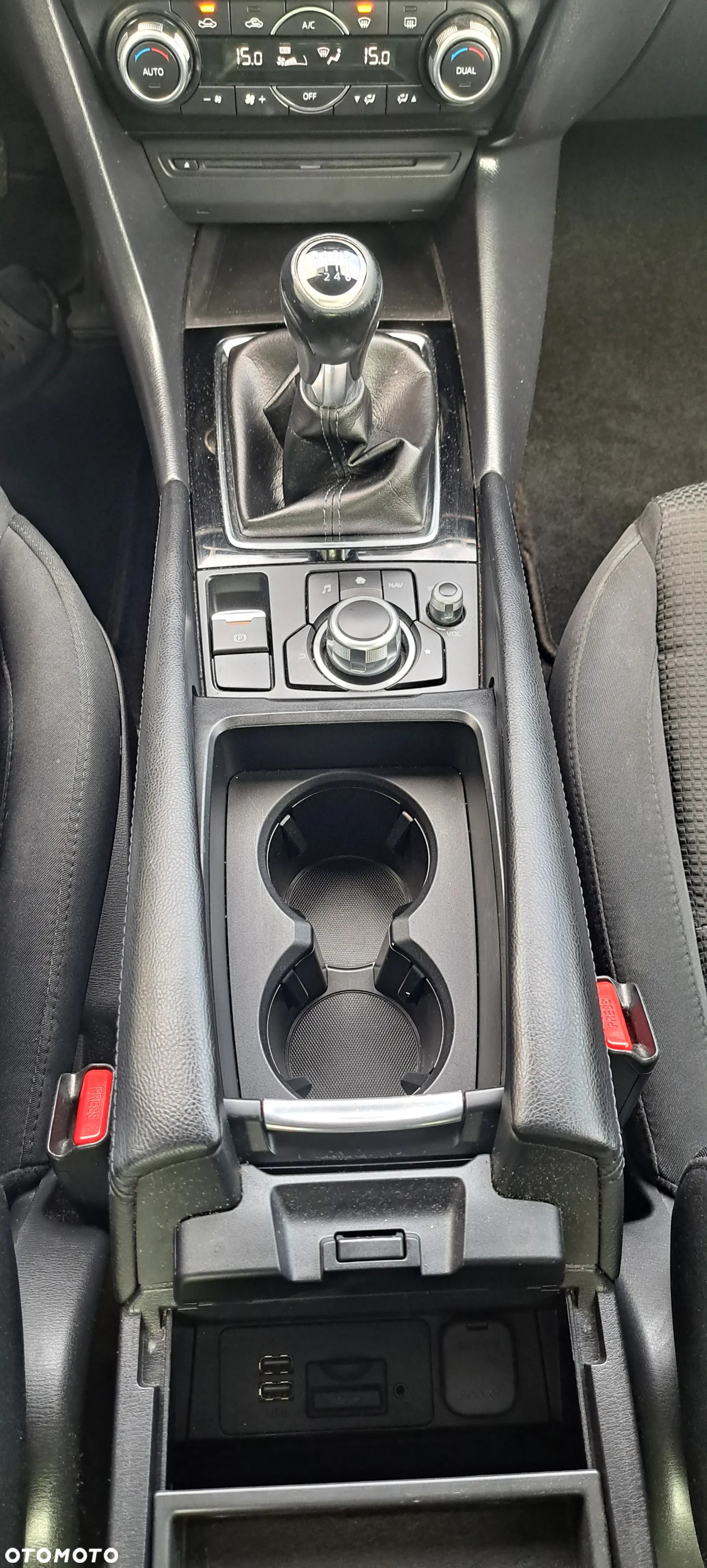Mazda 3 2.0 Skyenergy EU6 - 18