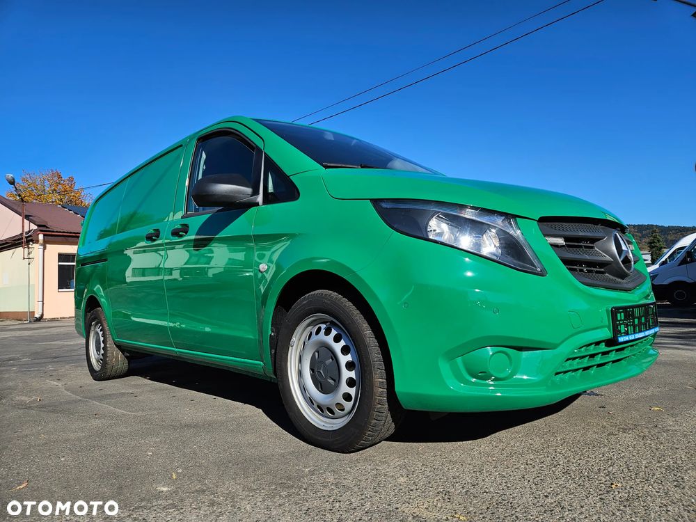 Mercedes-Benz Vito 4x4 automat 190ps long navi klima hak uciąg 2500kg rej.04/2020 - 13