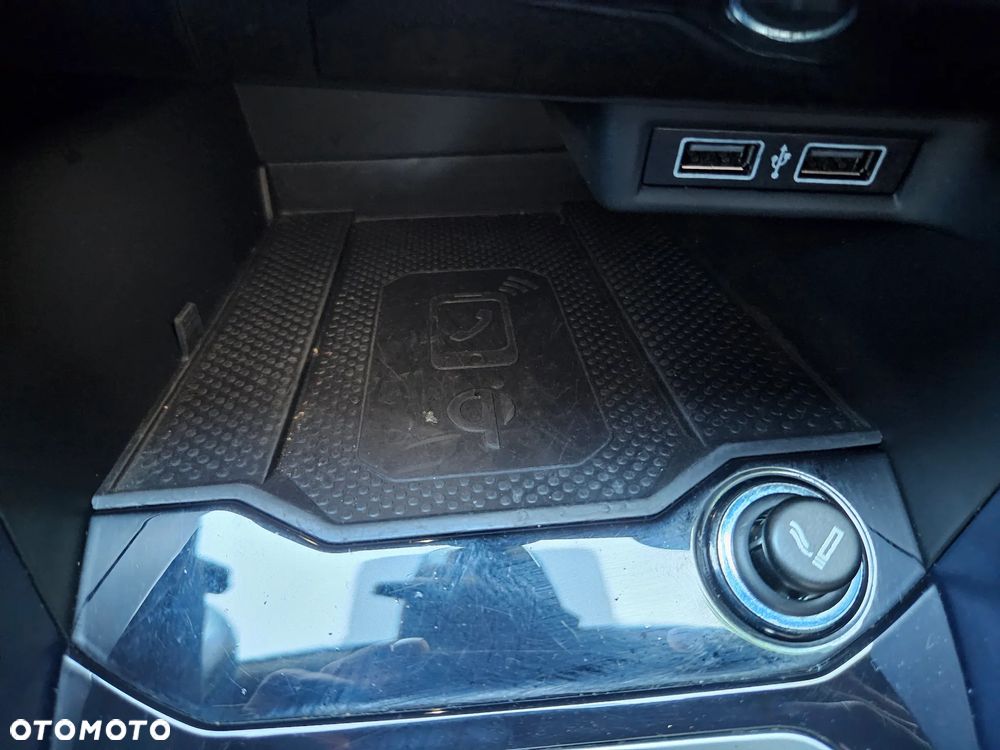 Volkswagen T-Roc 1.5 TSI ACT OPF Style - 29