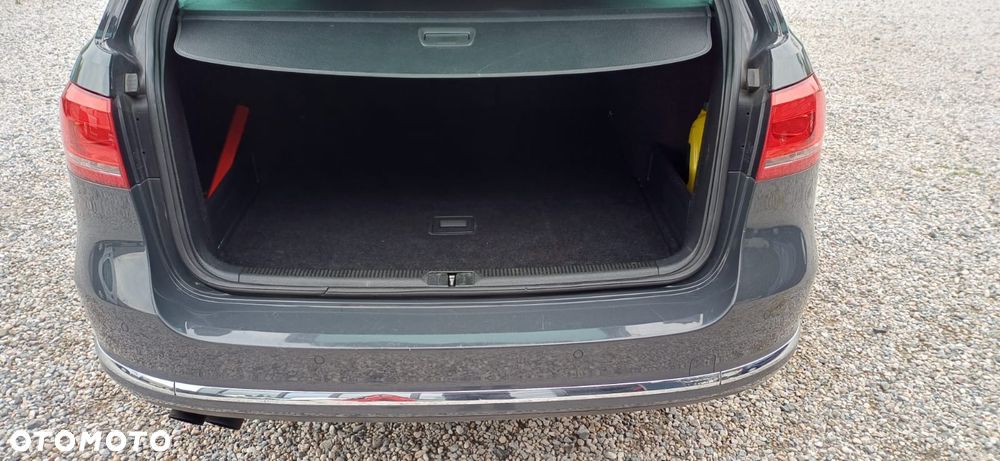Volkswagen Passat - 17