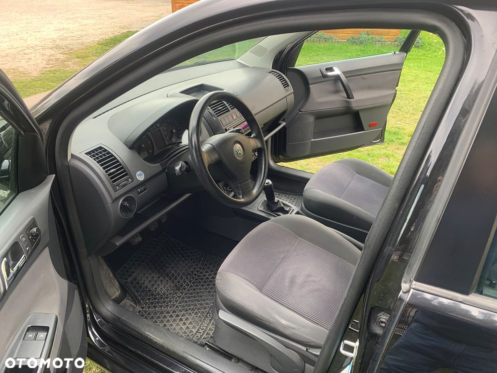 Volkswagen Polo - 22