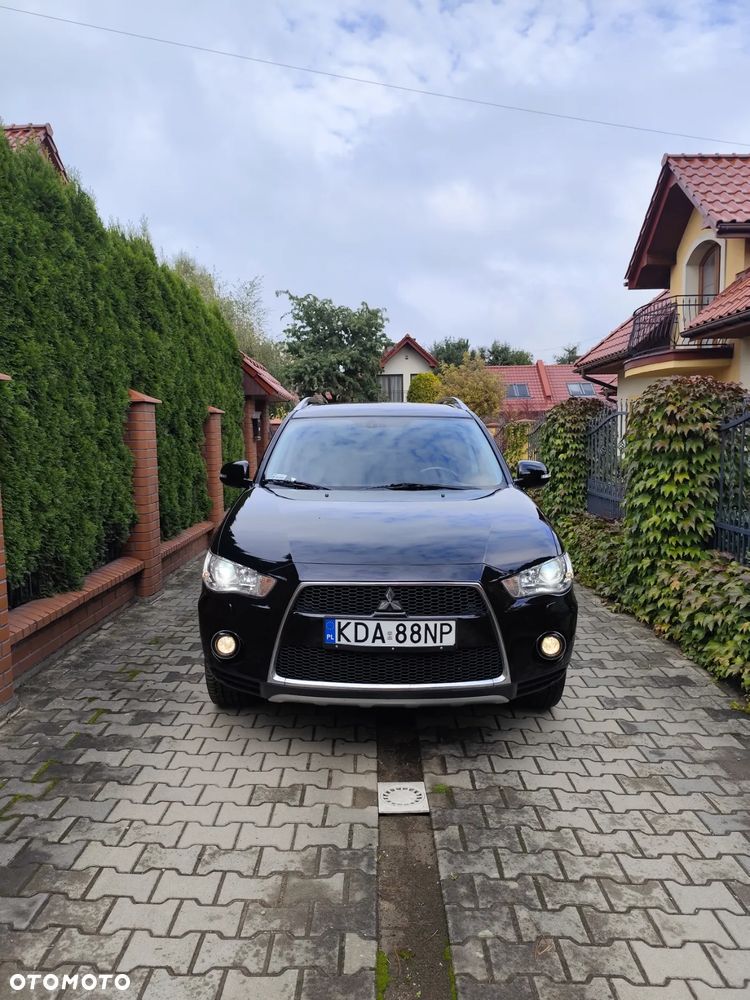 Mitsubishi Outlander 2.0 DID Intense + - 2
