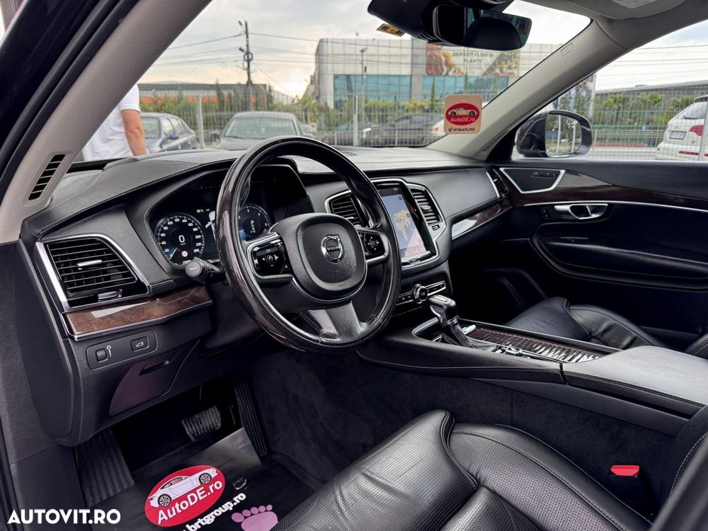 Volvo XC 90 - 7
