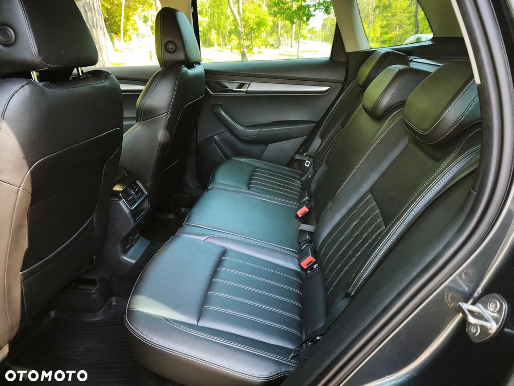 Skoda Karoq 2.0 TDI SCR 4x4 Style DSG - 23