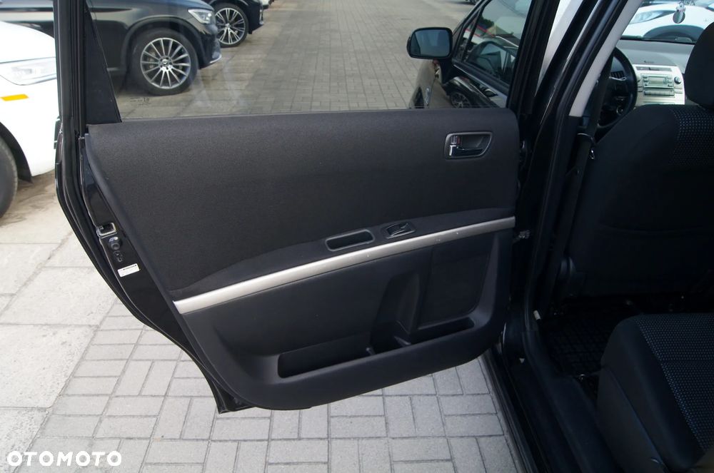 Toyota Corolla Verso 2.2 D-4D Sol Sport 7os - 25