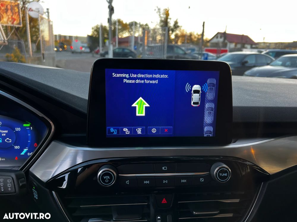 Ford Kuga 2.5 Duratec FHEV AWD Titanium - 32