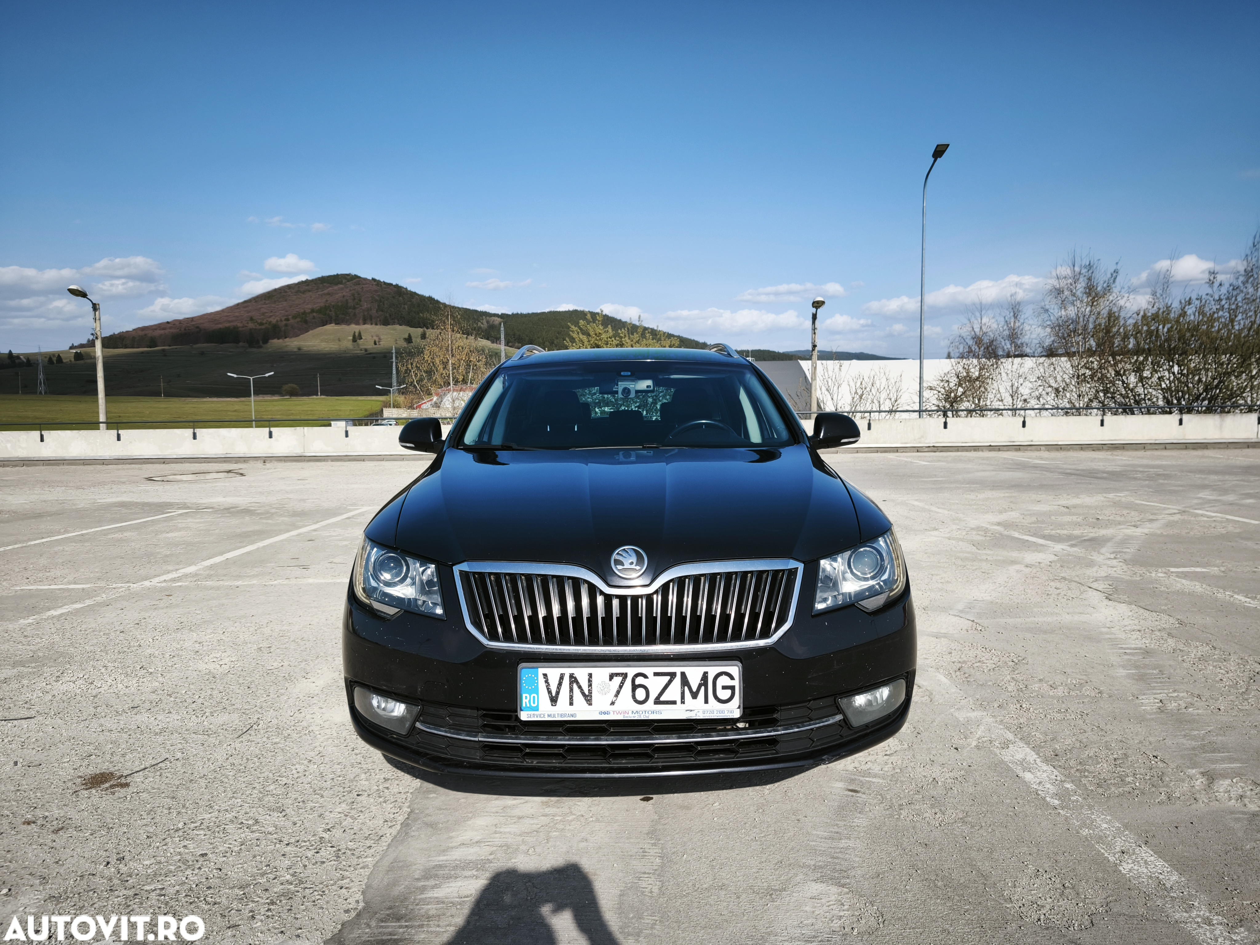 Skoda Superb 2.0 TDI Ambition - 2