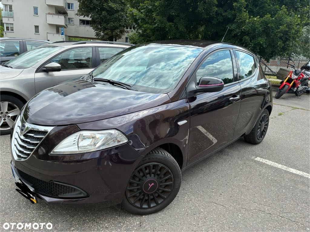 Lancia Ypsilon 1.2 8V Elefantino S&S - 4