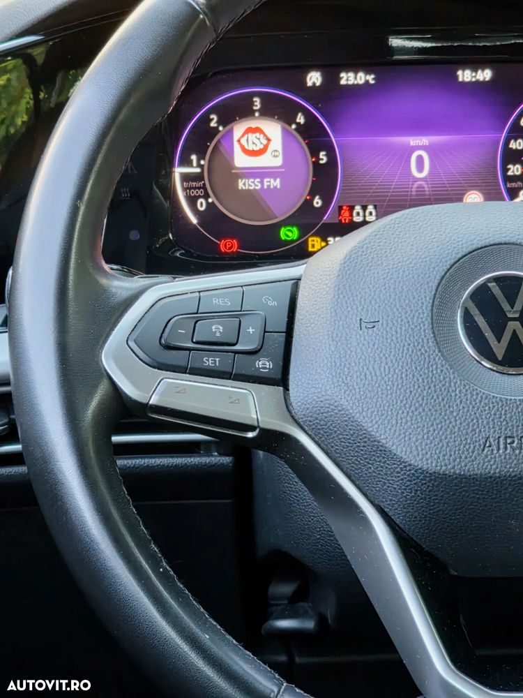 Volkswagen Golf Variant 2.0 TDI SCR DSG Life - 15