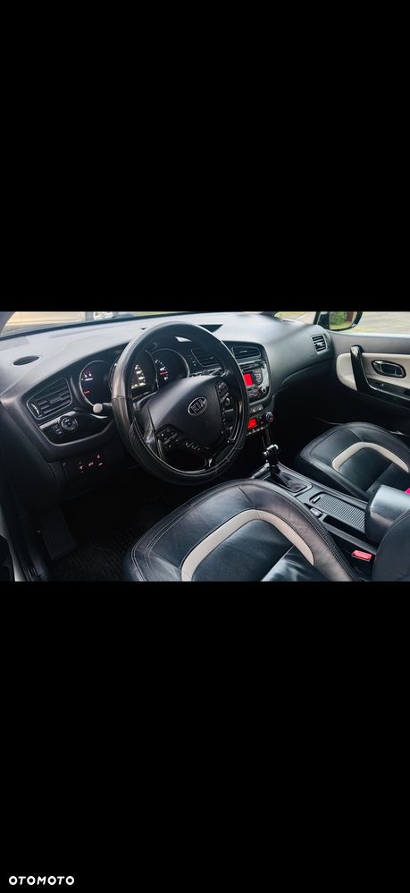 Kia Ceed 1.6 CRDi L - 4