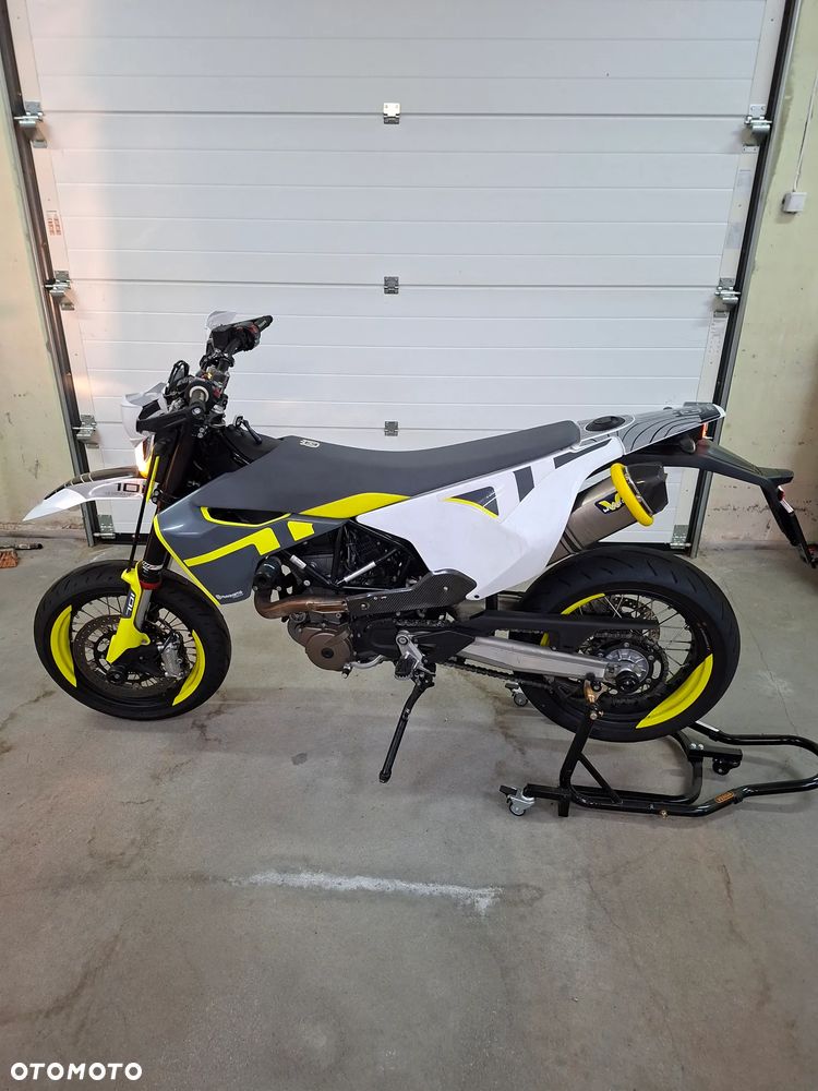 Husqvarna 701 - 1