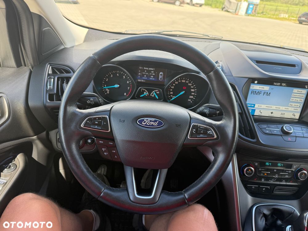 Ford Kuga 1.5 EcoBoost 2x4 Titanium - 21