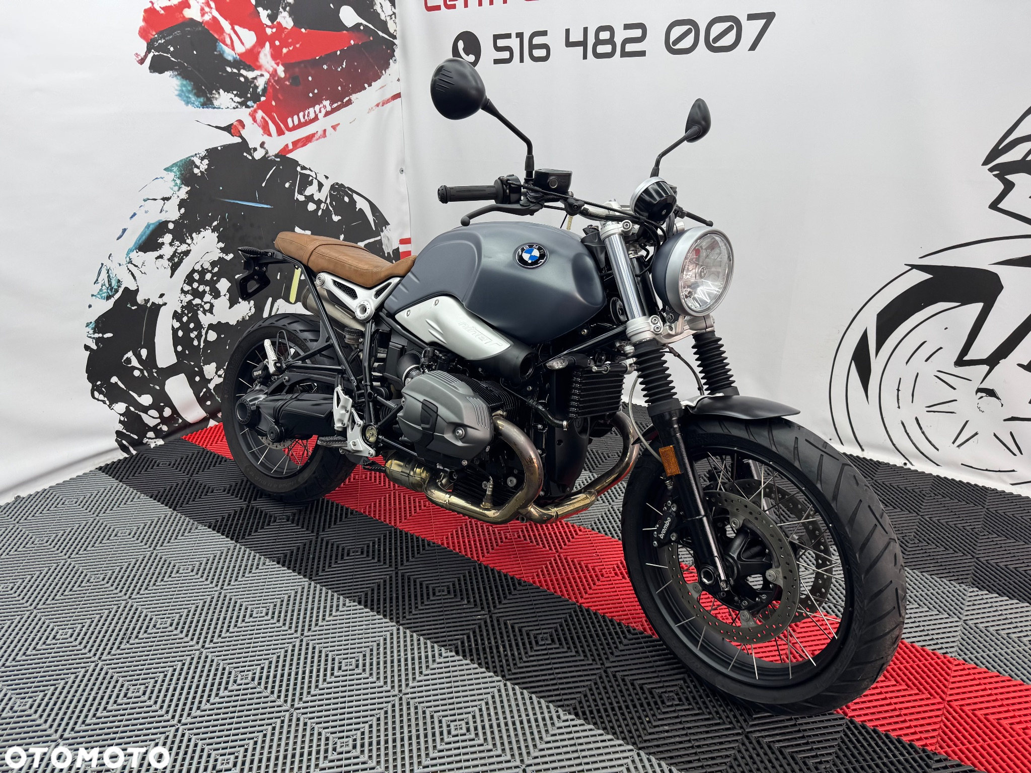 BMW R - 2