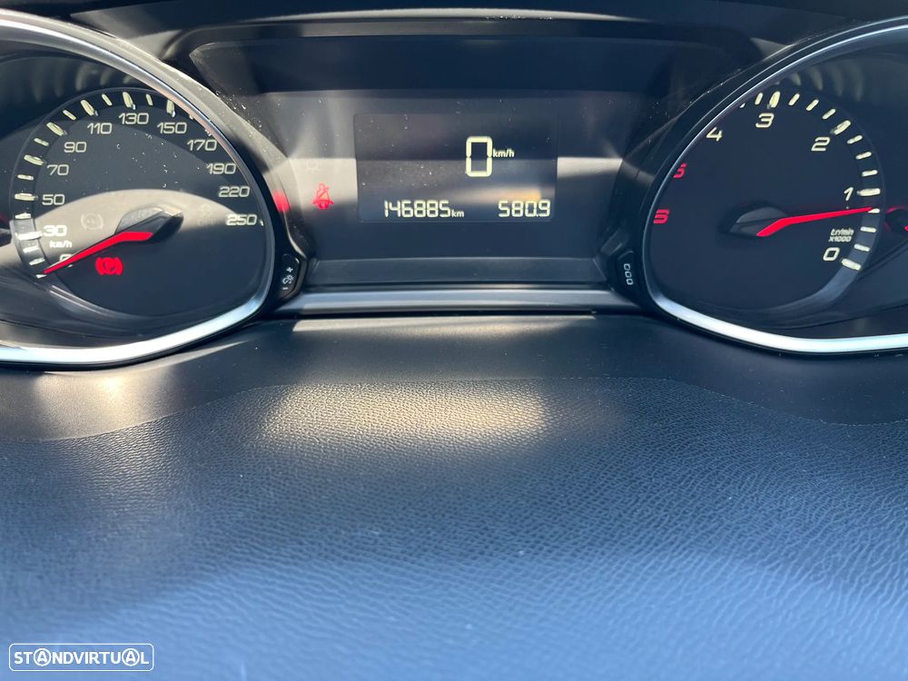 Peugeot 308 SW 1.6 BlueHDi Style - 19
