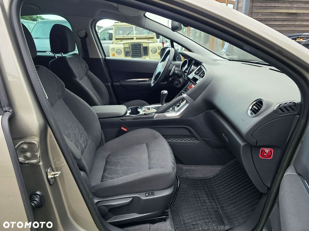 Peugeot 3008 - 24